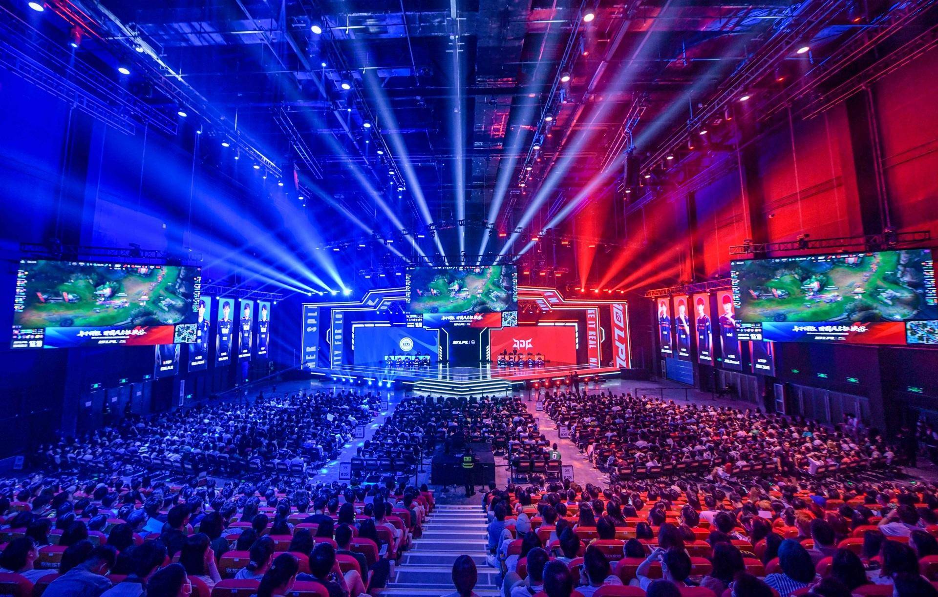 面对各国选 面对各国选