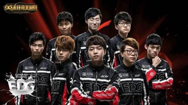 滕哈赫接過 滕哈赫接過